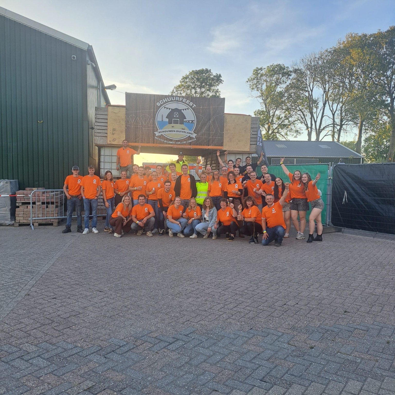 De vrijwilligers van het Schuurfeest 2026